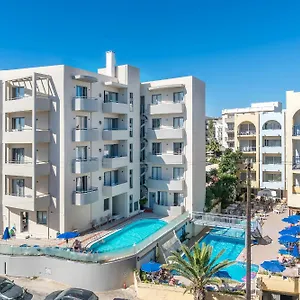 3* Hotel Lefkoniko & Icarus Apts